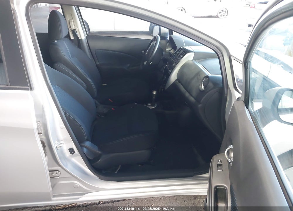 2015 NISSAN VERSA NOTE VIN: 3N1CE2CP3FL361627