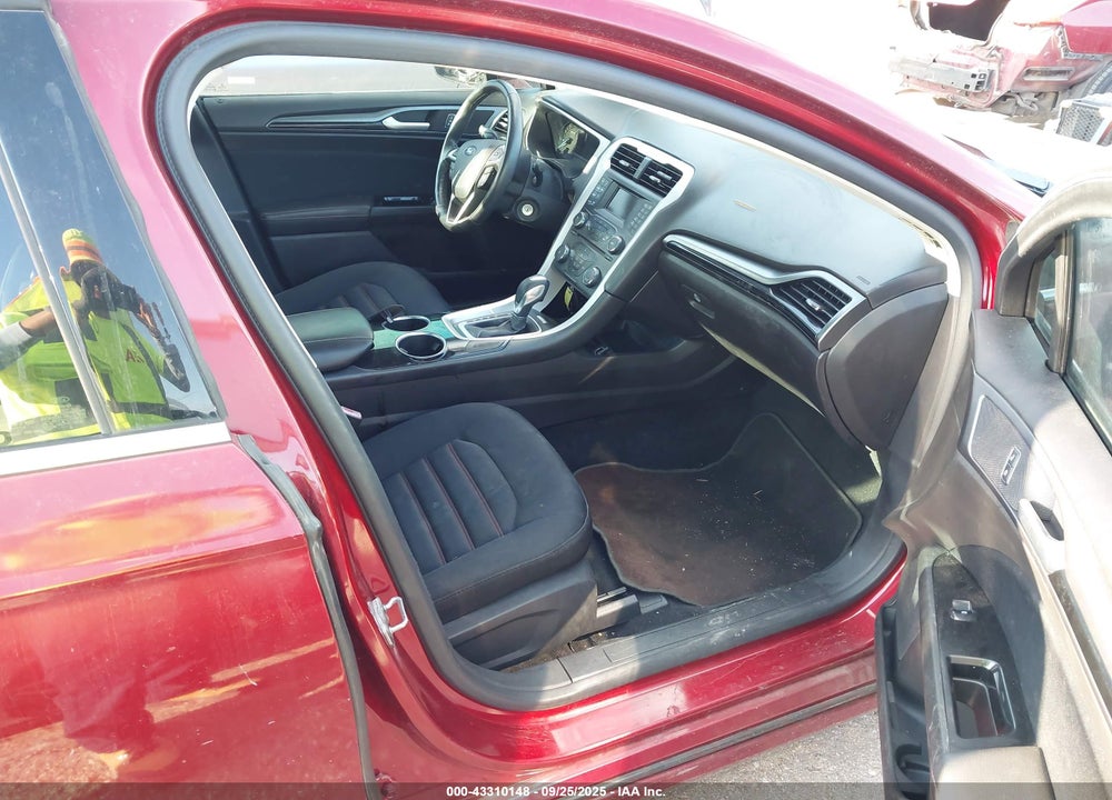 2013 FORD FUSION SE VIN: 3FA6P0HR1DR234569