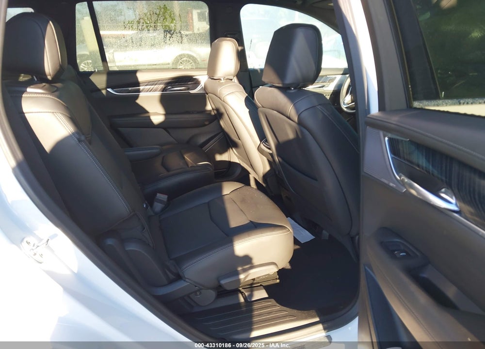 2025 CADILLAC XT6 VIN: 1GYKPCRS5SZ122792