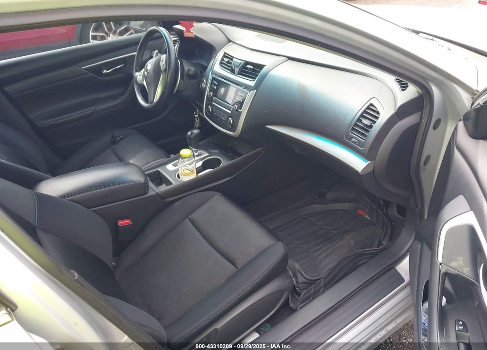 2017 NISSAN ALTIMA VIN: 1N4AL3AP3HC148832