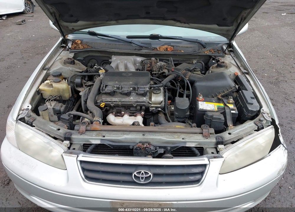 2000 TOYOTA CAMRY LE V6 VIN: 4T1BF22K4YU098726