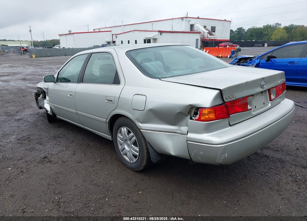 2000 TOYOTA CAMRY LE V6 VIN: 4T1BF22K4YU098726