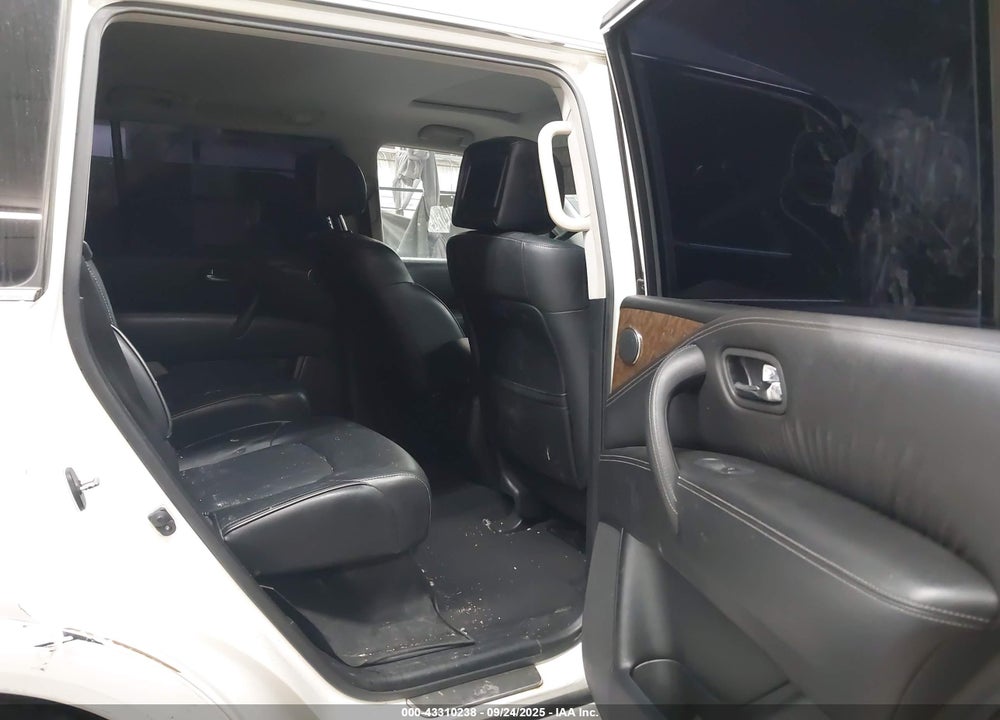 2015 INFINITI QX80 VIN: JN8AZ2NF9F9572924