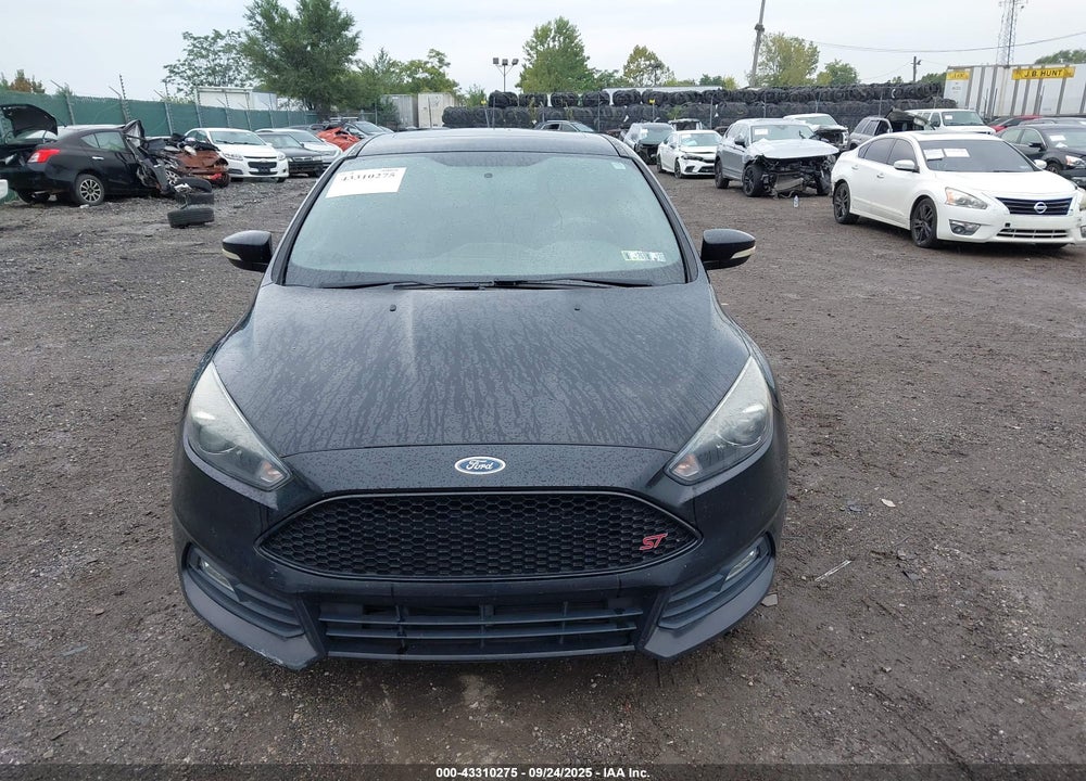 2017 FORD FOCUS VIN: 1FADP3L9XHL275402