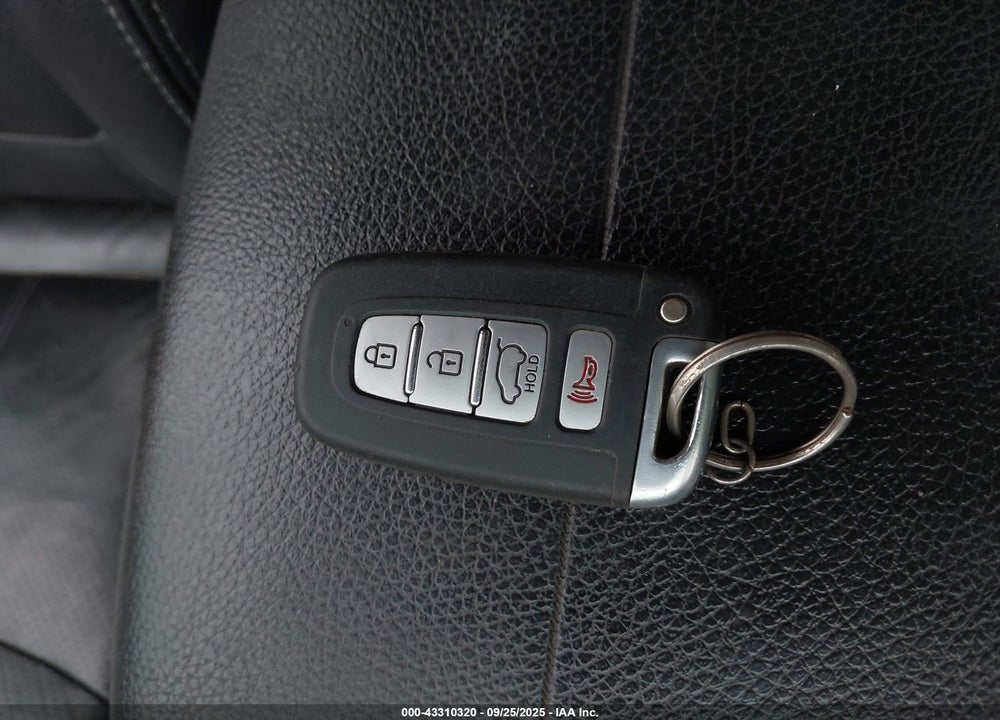 2011 KIA SORENTO VIN: 5XYKUDA14BG005906