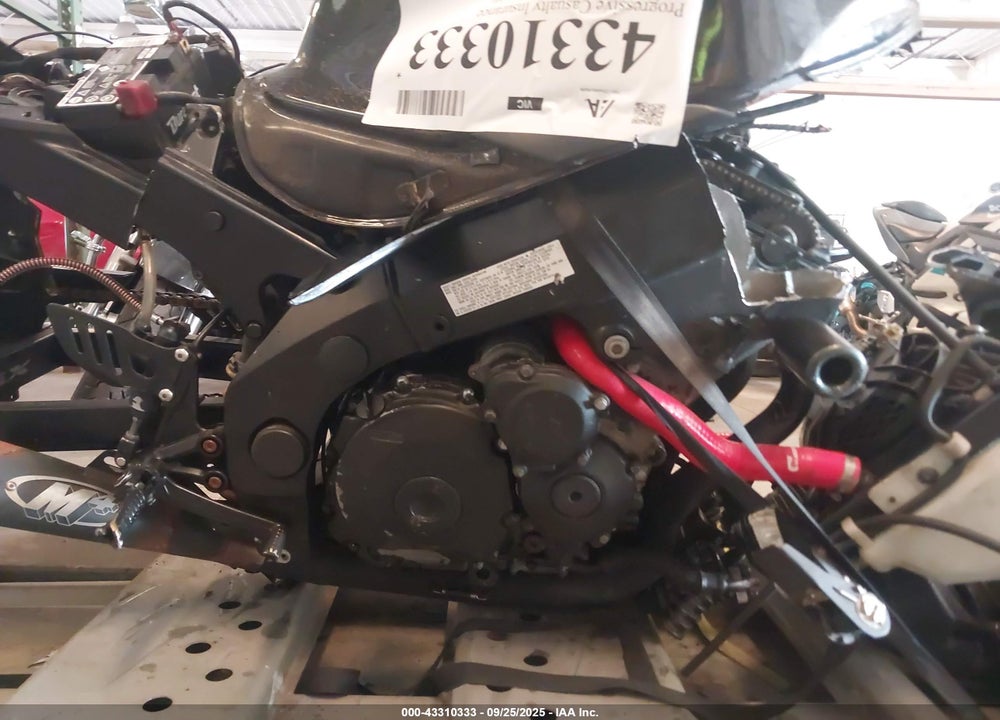 2006 SUZUKI GSX-R1000 VIN: JS1GT76A962114388