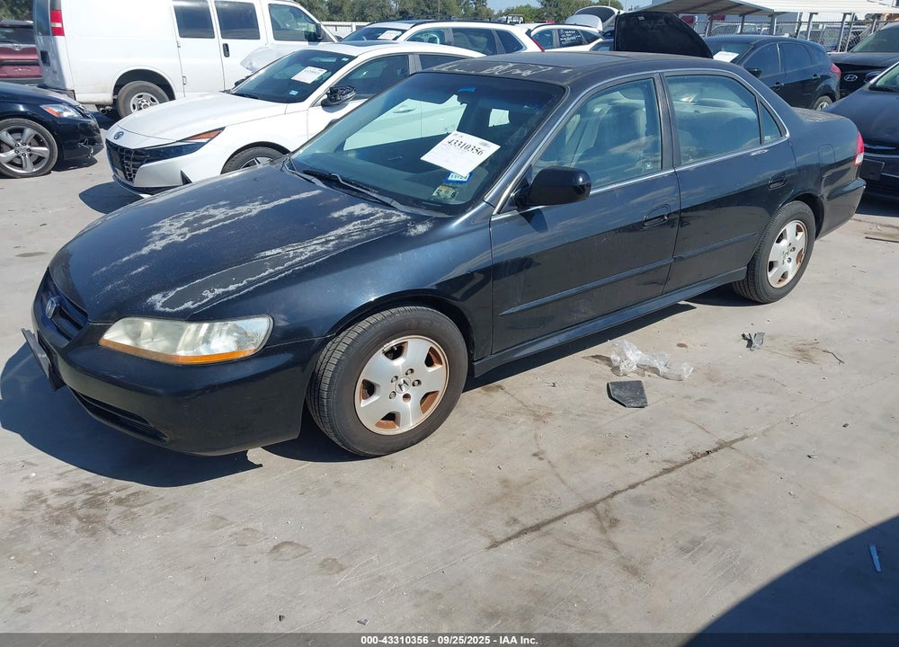 2001 HONDA ACCORD 3.0 EX VIN: 1HGCG16561A056524