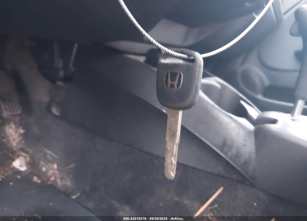 2007 HONDA FIT VIN: JHMGD38417S013512
