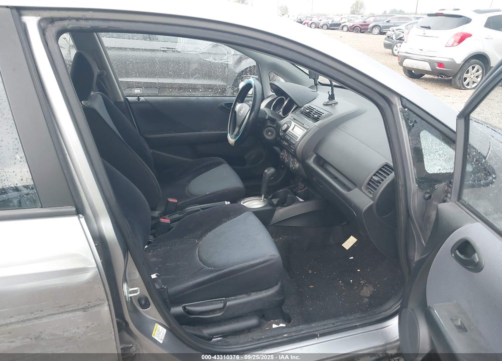 2007 HONDA FIT VIN: JHMGD38417S013512