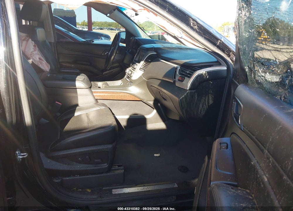 2019 GMC YUKON XL VIN: 1GKS1GKC5KR386391