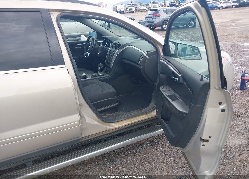 2011 CHEVROLET TRAVERSE 1LT VIN: 1GNKVGED1BJ411183