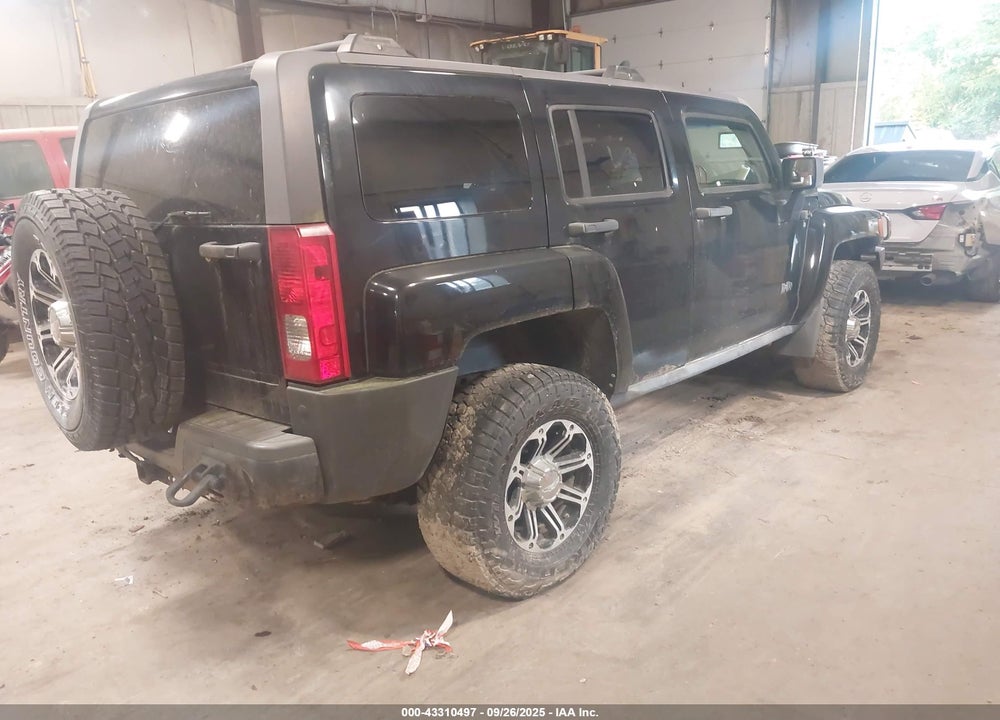2008 HUMMER H3 SUV VIN: 5GTEN13E288129593