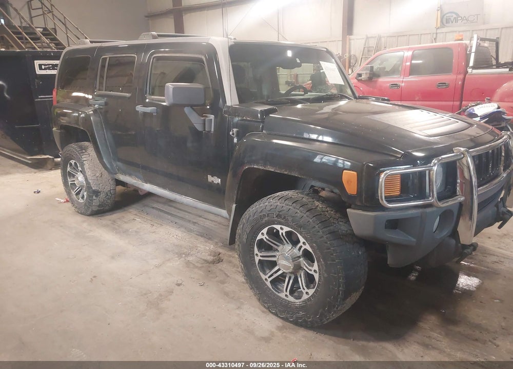 2008 HUMMER H3 SUV VIN: 5GTEN13E288129593