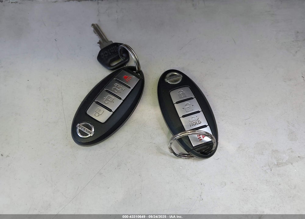 2013 NISSAN SENTRA SL VIN: 3N1AB7AP4DL686672