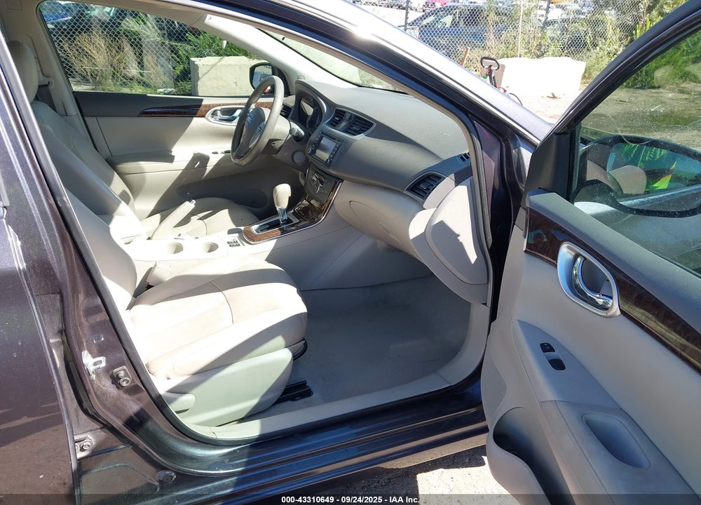 2013 NISSAN SENTRA SL VIN: 3N1AB7AP4DL686672