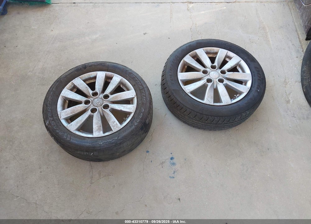 2018 KIA FORTE VIN: 3KPFK4A70JE199597