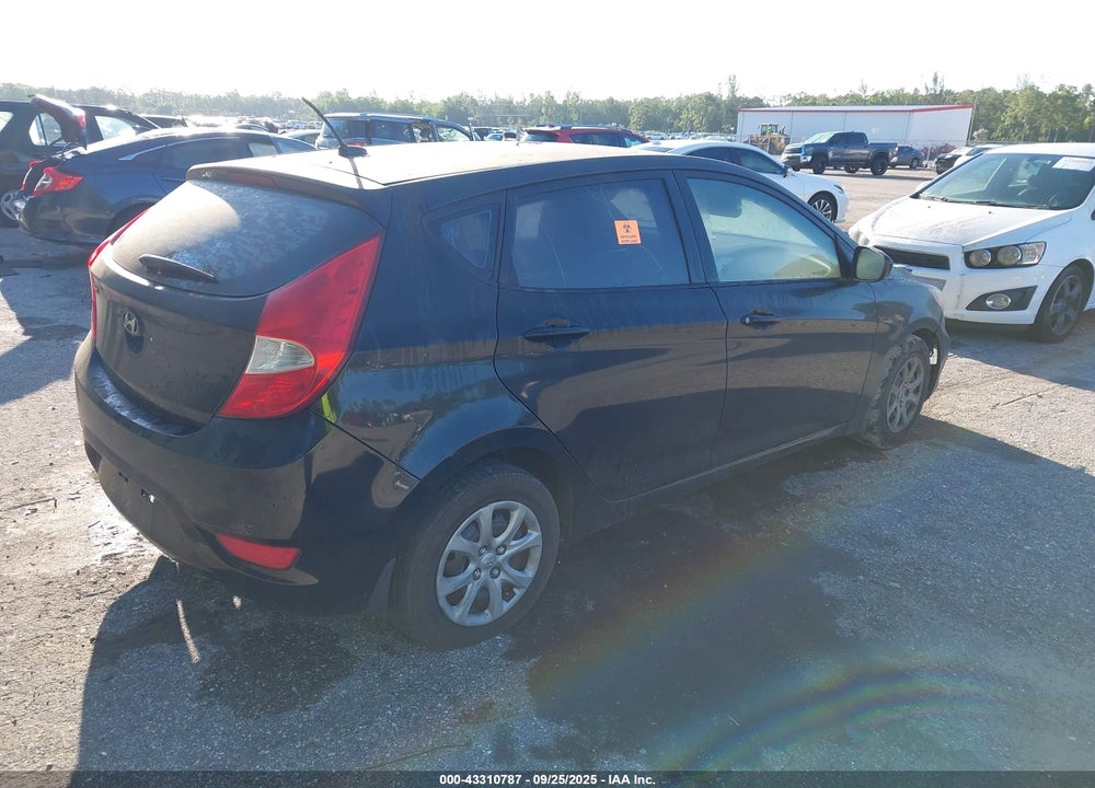 2013 HYUNDAI ACCENT VIN: KMHCT5AE4DU088556