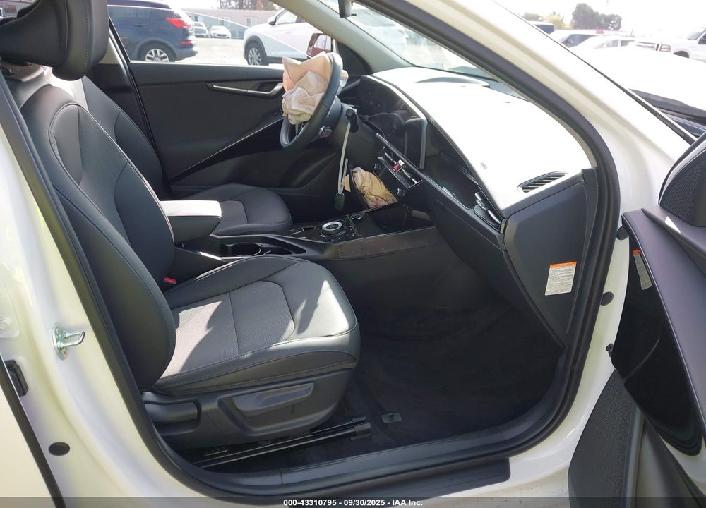2025 KIA NIRO EV WIND VIN: KNDCR3L13S5144561