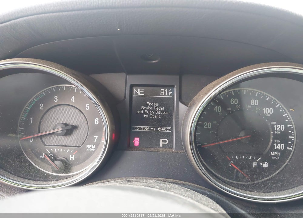 2013 JEEP GRAND CHEROKEE OVERLAND VIN: 1C4RJECT0DC636753