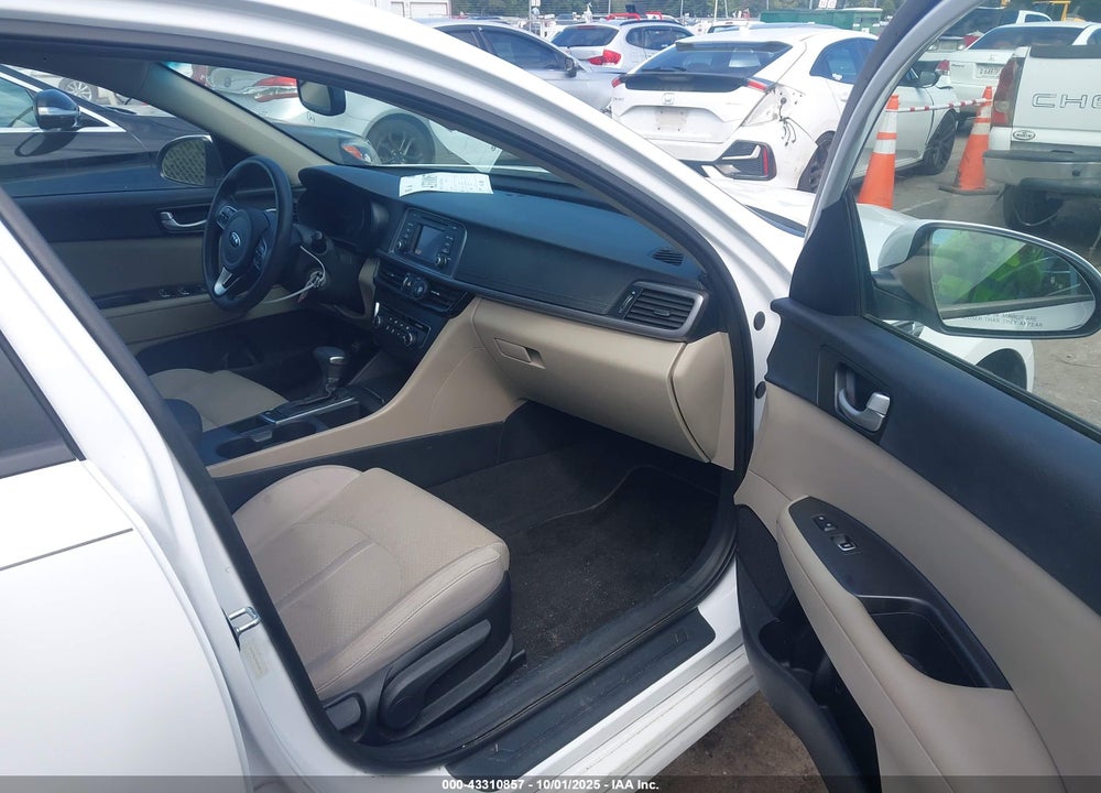 2016 KIA OPTIMA VIN: 5XXGT4L34GG058012