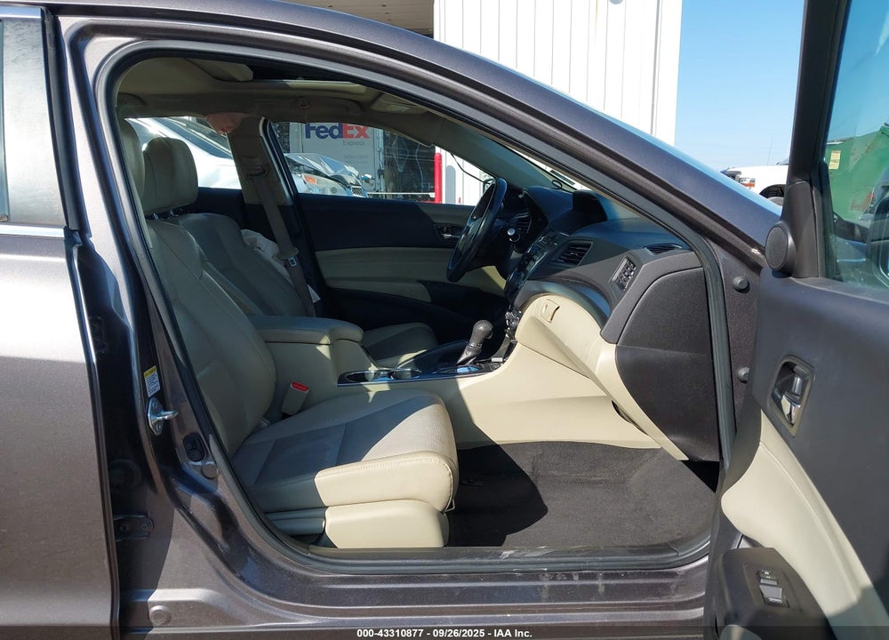 2013 ACURA ILX VIN: 19VDE1F53DE020955