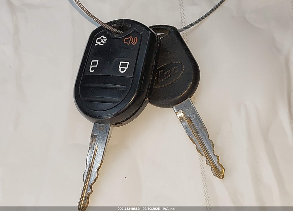 2010 FORD ESCAPE VIN: 1FMCU0D73AKB42448