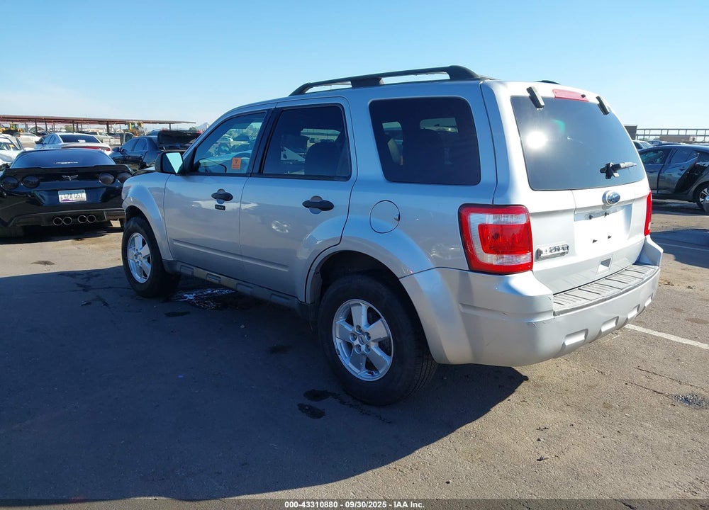 2010 FORD ESCAPE VIN: 1FMCU0D73AKB42448