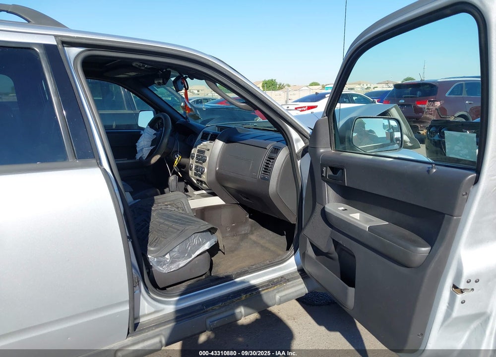 2010 FORD ESCAPE VIN: 1FMCU0D73AKB42448