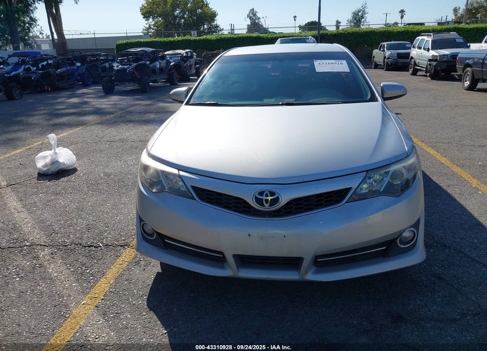 2014 TOYOTA CAMRY SE VIN: 4T1BF1FK4EU400189