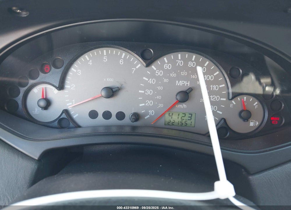 2003 FORD FOCUS VIN: 3FAHP31Z43R184334