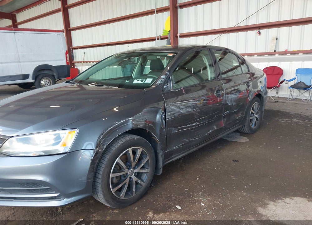 2016 VOLKSWAGEN JETTA VIN: 3VWD67AJ6GM210803