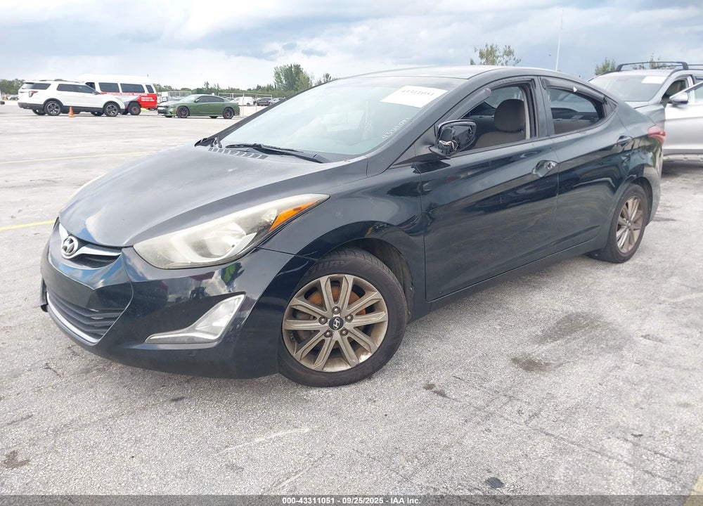 2014 HYUNDAI ELANTRA VIN: 5NPDH4AE1EH458684