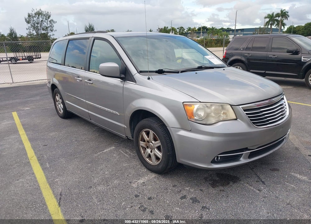 2013 CHRYSLER TOWN & COUNTRY TOURING VIN: 2C4RC1BG8DR584366