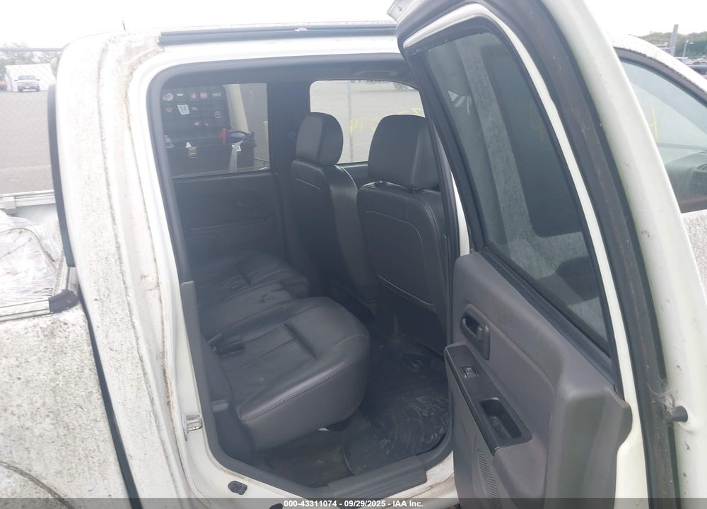 2006 CHEVROLET COLORADO VIN: 1GCDT136268242068