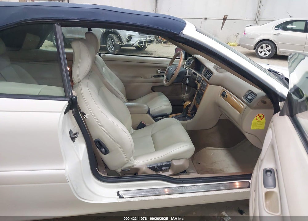 2004 VOLVO C70 HT VIN: YV1NC62D24J048061