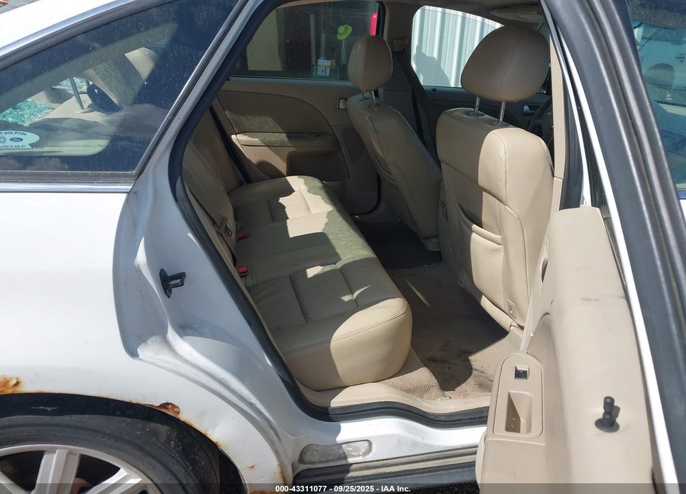 2005 FORD FIVE HUNDRED LIMITED VIN: 1FAHP25165G157113