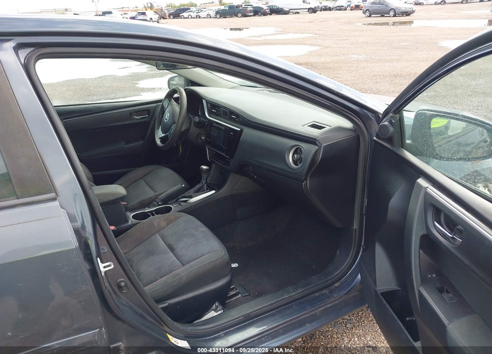2017 TOYOTA COROLLA LE VIN: 5YFBURHE1HP593600