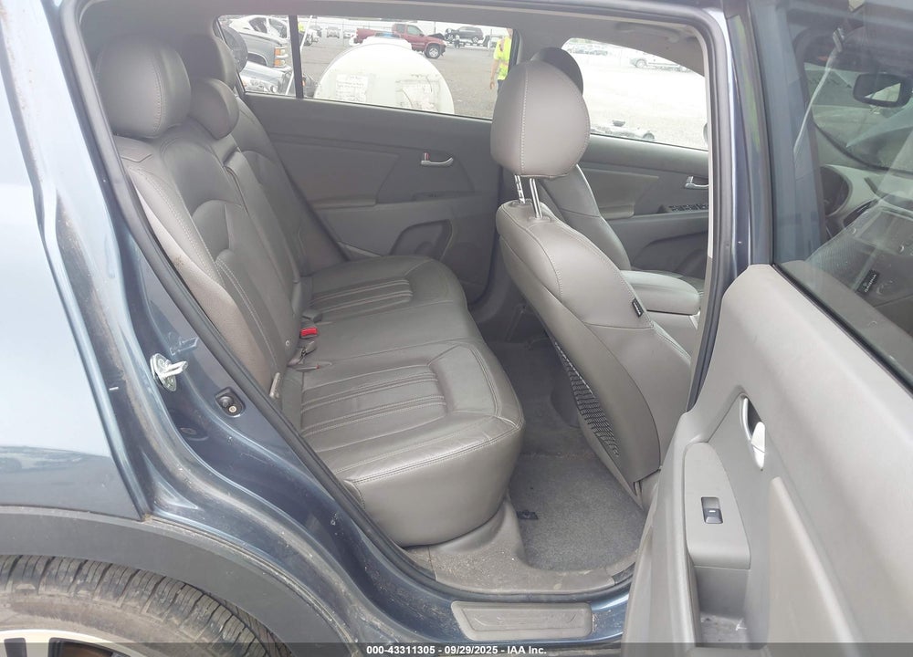 2016 KIA SPORTAGE VIN: KNDPCCAC4G7833009