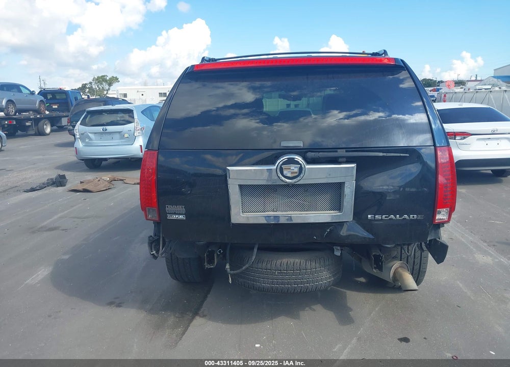 2009 CADILLAC ESCALADE VIN: 1GYFC23279R211273