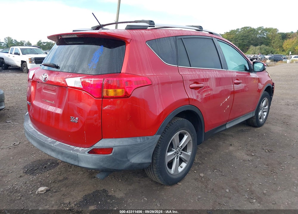 2015 TOYOTA RAV4 VIN: 2T3RFREV6FW321608