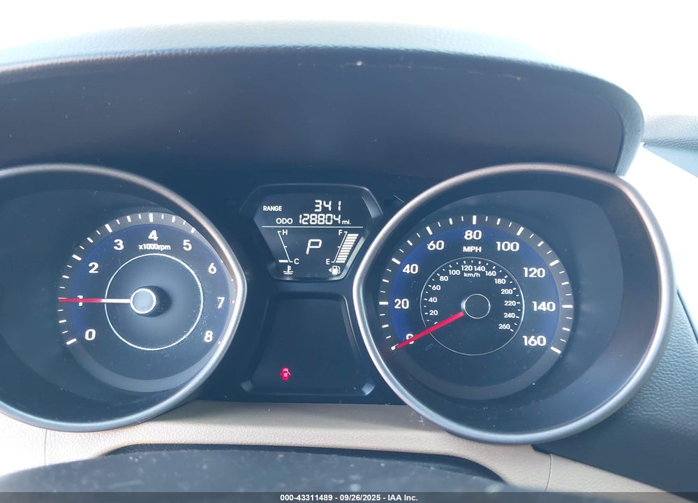 2013 HYUNDAI ELANTRA VIN: 5NPDH4AE0DH289465