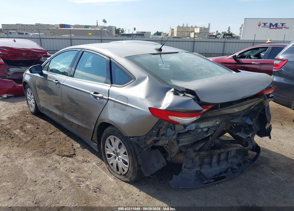 2013 FORD FUSION VIN: 3FA6P0G73DR143061