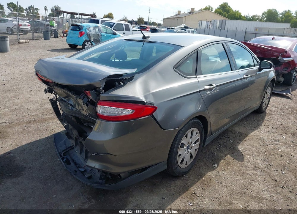 2013 FORD FUSION VIN: 3FA6P0G73DR143061