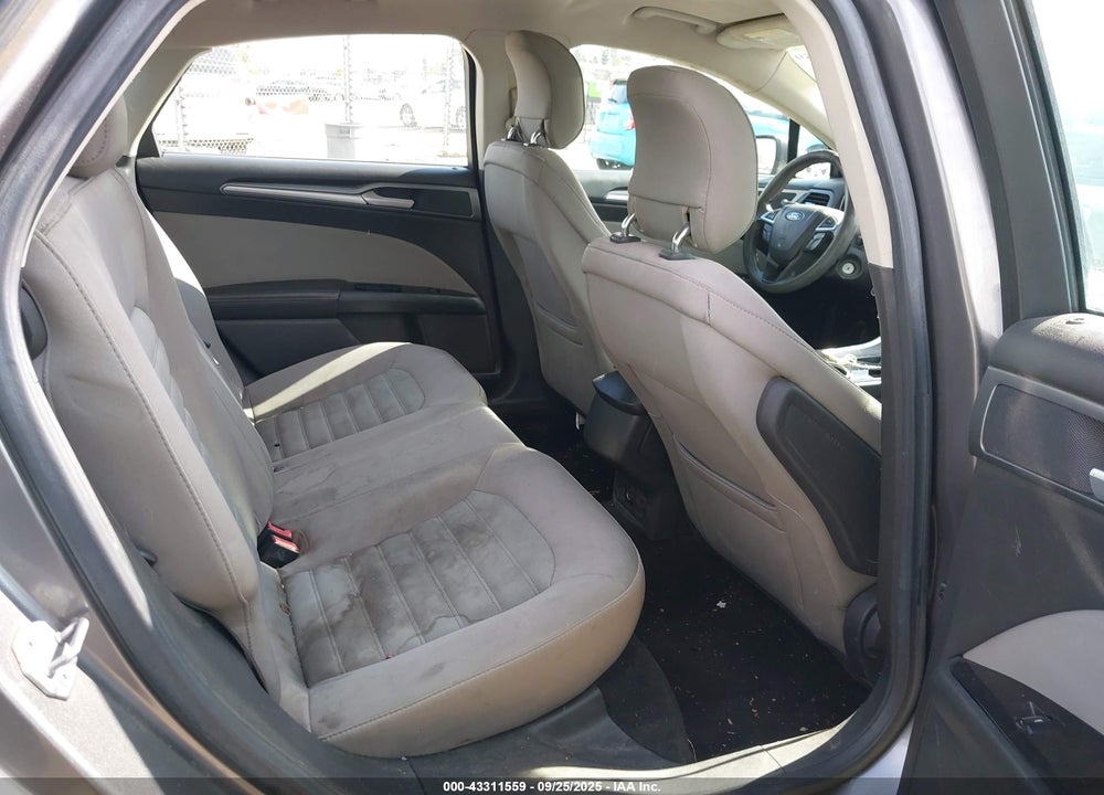 2013 FORD FUSION VIN: 3FA6P0G73DR143061
