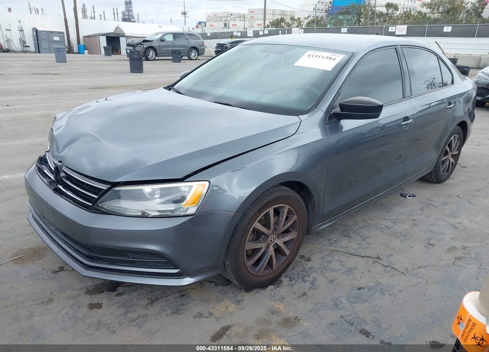2016 VOLKSWAGEN JETTA VIN: 3VWD67AJ5GM238379