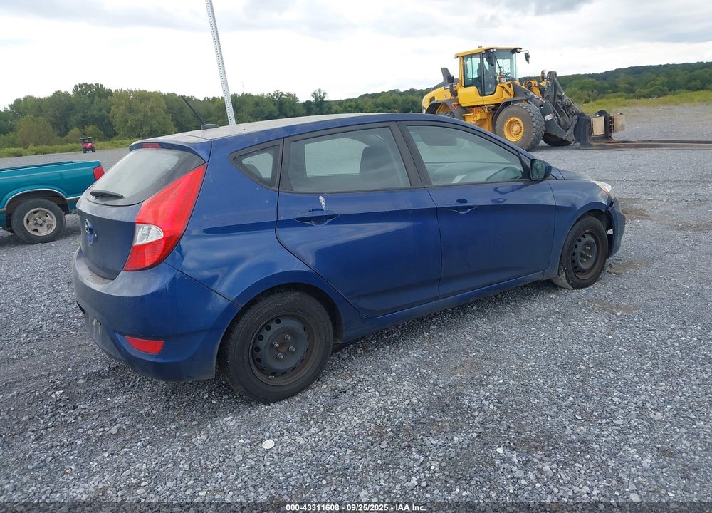 2017 HYUNDAI ACCENT VIN: KMHCT5AE6HU313002