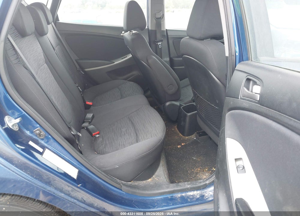 2017 HYUNDAI ACCENT VIN: KMHCT5AE6HU313002