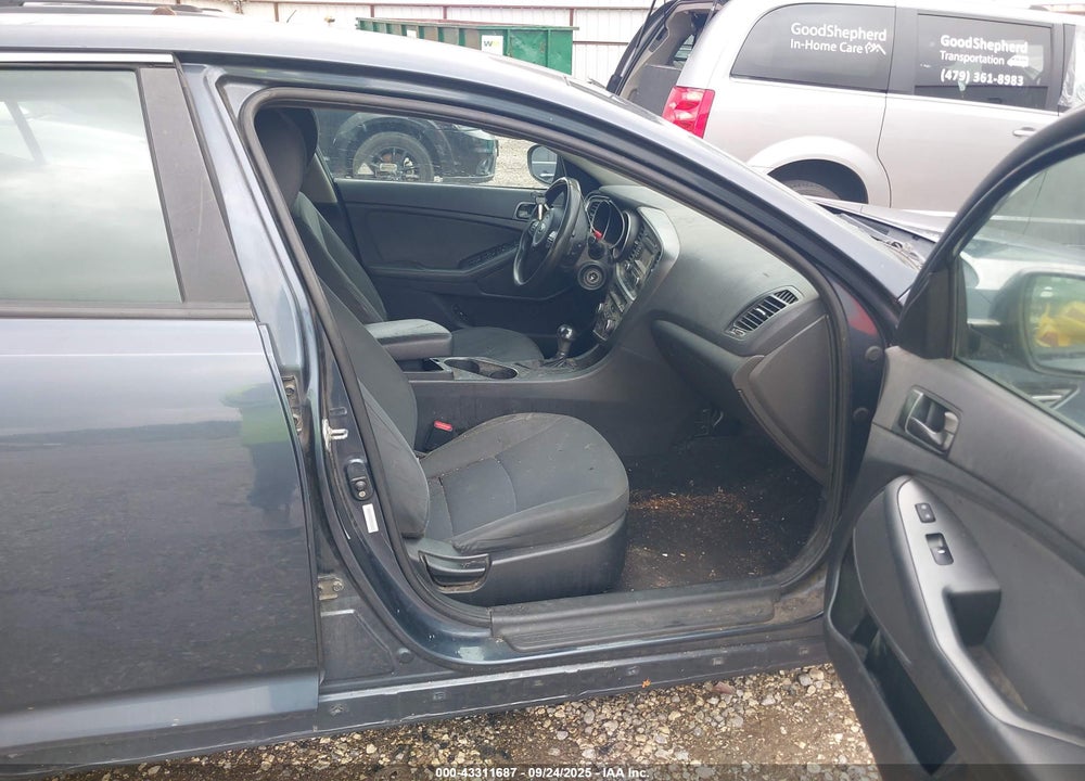2015 KIA OPTIMA LX VIN: KNAGM4A79F5539005