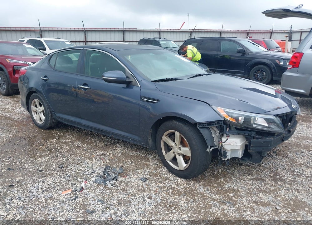 2015 KIA OPTIMA LX VIN: KNAGM4A79F5539005