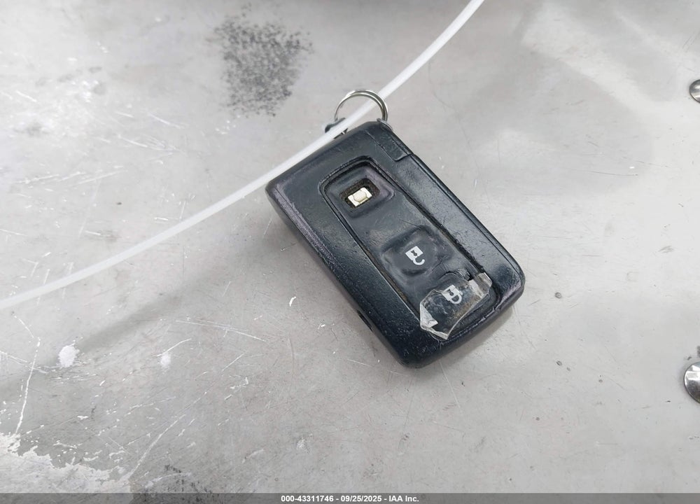 2007 TOYOTA PRIUS VIN: JTDKB20U277646529